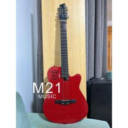 Requinto profesional modelo Godin A10