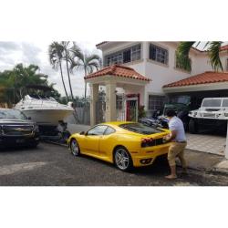 Ferraris y otros carrros deportivos en alquiler, todo rd!