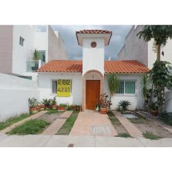 Casa en venta de una planta en Queretaro trato directo