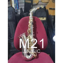  Si buscas Saxofon Alto Niquelado puedes comprarlo con Miguel Store está en venta al mejor precio