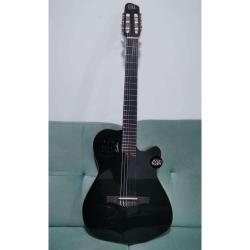  Si buscas VENTA: GUITARRAS PROFESIONALES DE MÁXIMA CALIDAD puedes comprarlo con Miguel Store está en venta al mejor precio