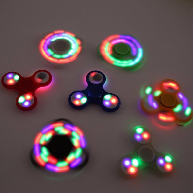  Si buscas Fidget Spinner Led Con Luz Antiestres Spinners + Envio puedes comprarlo con IMPORTADORA-ALEX está en venta al mejor precio