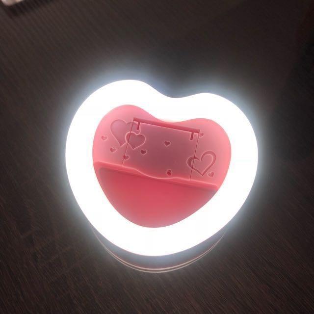  Si buscas Aro Luz Led Selfie Ring. Es Recargable, No Requiere De Pilas puedes comprarlo con MICROSYSTEM SOLUCION está en venta al mejor precio