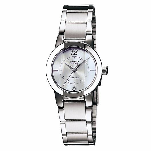  Si buscas Reloj Casio Dama Ltp1230 Metal - Cristal Mineral - Cfmx puedes comprarlo con CFMX está en venta al mejor precio