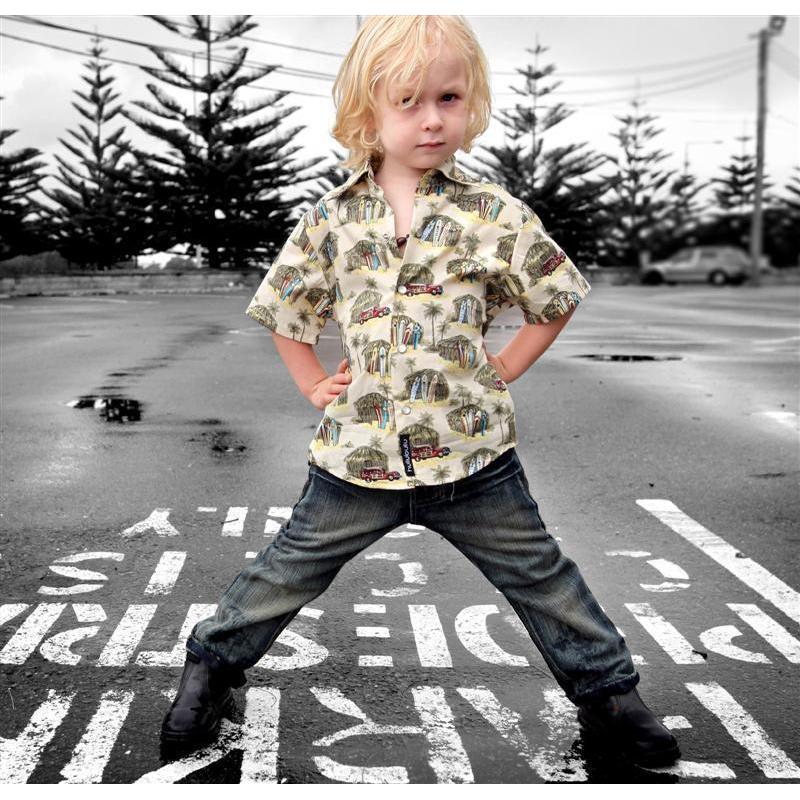If you are looking NEW Hullubullu Surf's Up Boys Short Sleeve Button Shirt you can buy to mini-meez, It is on sale at the best price