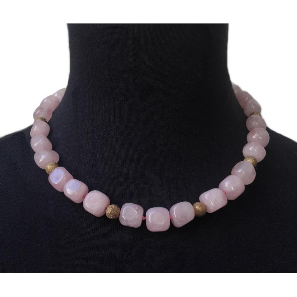  Si buscas Csr1011 Collar Piedra Natural Cuarzo Rosa puedes comprarlo con Debarbora está en venta al mejor precio