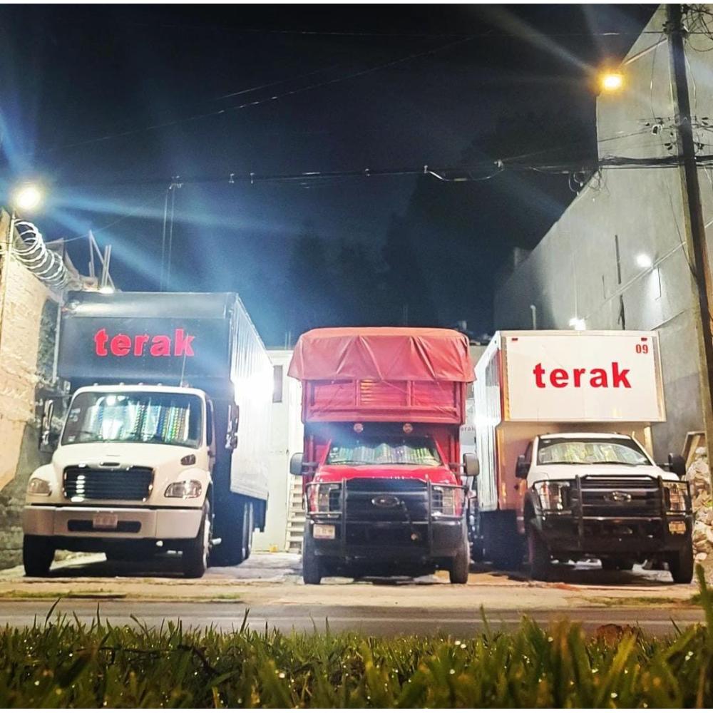  Si buscas Camionetas con Elevador Hidraulico puedes comprarlo con TERAK_EDOMEX está en venta al mejor precio